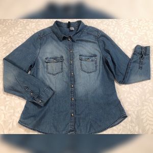 🌸 H&M Denim Women’s Top Size: 14 🌸